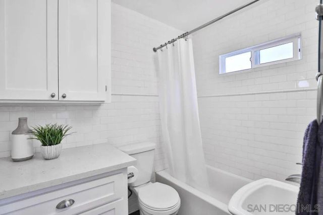 4831-35 Brighton Ave, San Diego, CA 92107