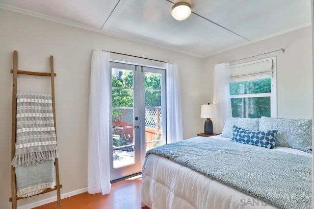 4831-35 Brighton Ave, San Diego, CA 92107