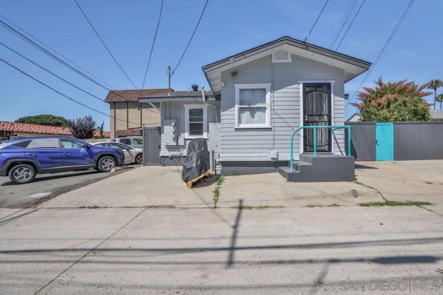 4831-35 Brighton Ave, San Diego, CA 92107