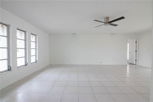 604 SW 20th TER, Cape Coral, FL 33991