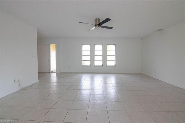 604 SW 20th TER, Cape Coral, FL 33991