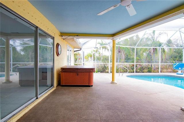 604 SW 20th TER, Cape Coral, FL 33991