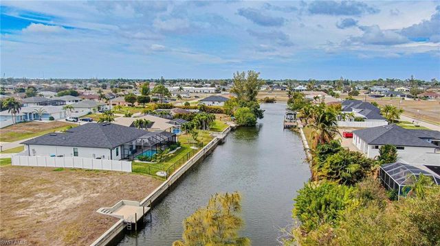 604 SW 20th TER, Cape Coral, FL 33991