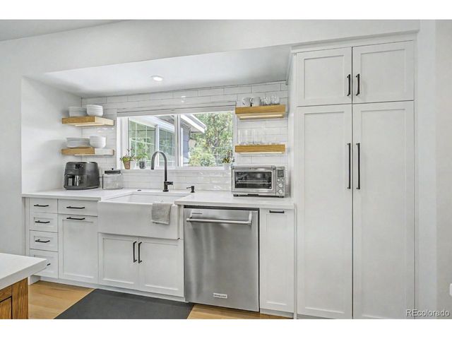 1250 Youngfield St, Golden, CO 80401
