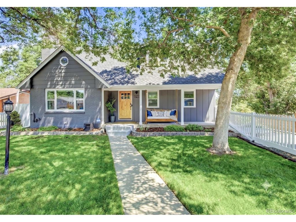 1250 Youngfield St, Golden, CO 80401