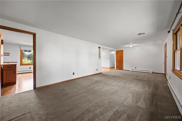 12035 Broadway Street, Alden, NY 14004