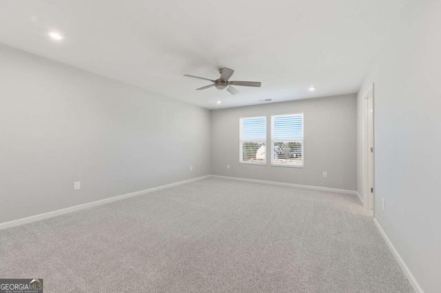 556 Crystal Lake Parkway, Hoschton, GA 30548