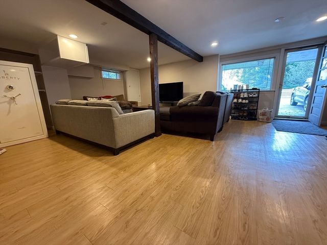 104 Forest Park Road, Woburn, MA 01801