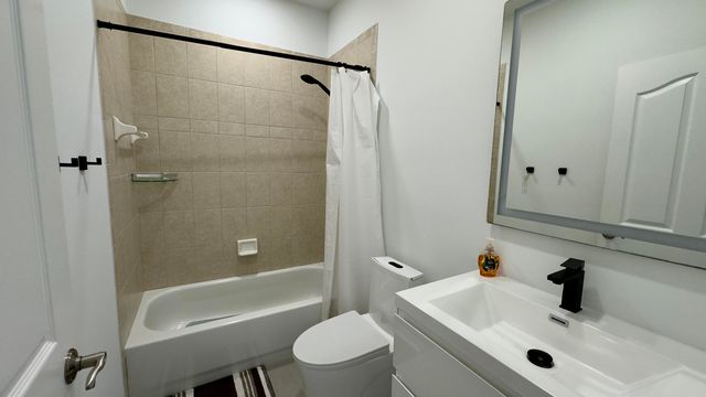 5175 NW 50th Terrace, Coconut Creek, FL 33073