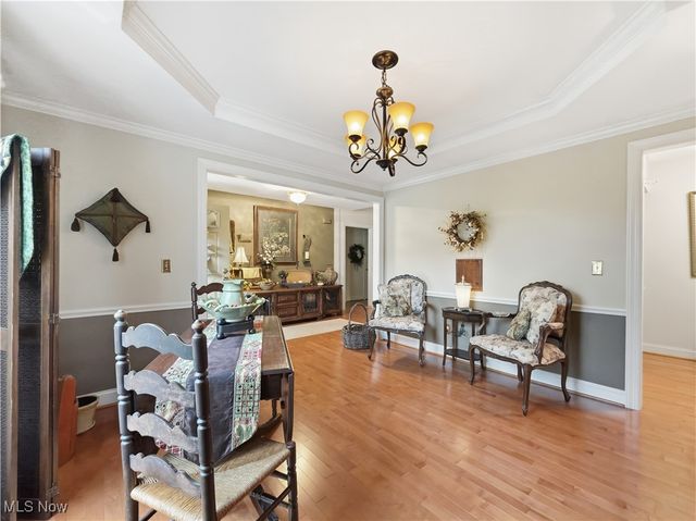 100 Clearwater Cove S, Austintown, OH 44515