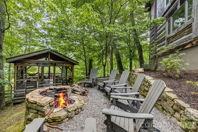 1390 Baltimore Branch Road, Hot Springs, NC 28743