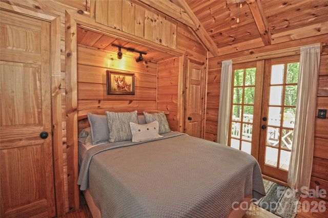 1390 Baltimore Branch Road, Hot Springs, NC 28743