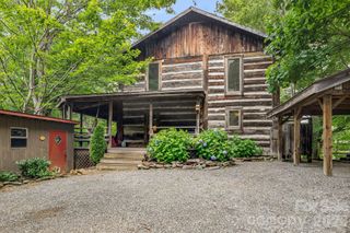 1390 Baltimore Branch Road, Hot Springs, NC 28743