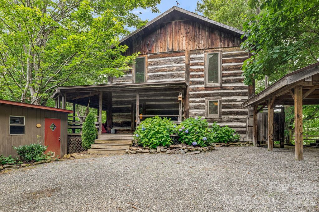 1390 Baltimore Branch Road, Hot Springs, NC 28743