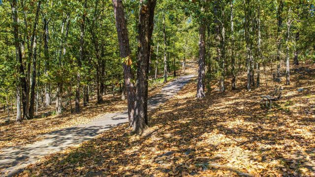 9 IDLEWOOD Place, Maumelle, AR 72113
