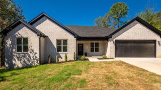 9 IDLEWOOD Place, Maumelle, AR 72113