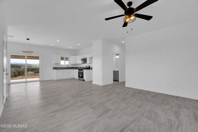 1024 Camarosa Court, Rio Rico, AZ 85648