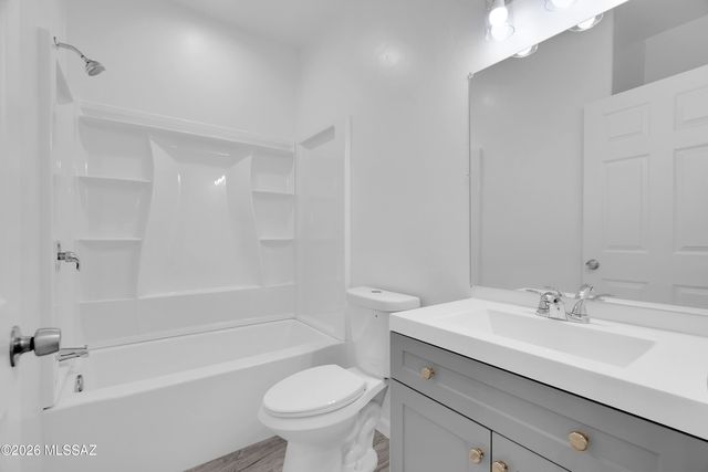 1024 Camarosa Court, Rio Rico, AZ 85648