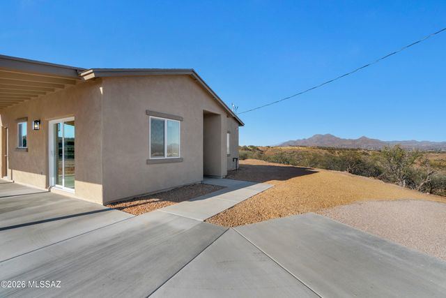 1024 Camarosa Court, Rio Rico, AZ 85648