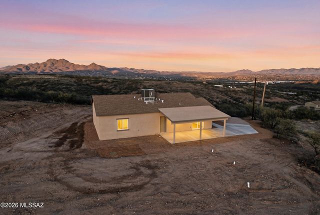 1024 Camarosa Court, Rio Rico, AZ 85648