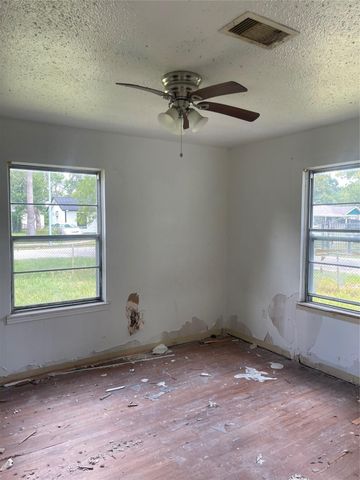 7002 Jay Street, Houston, TX 77028