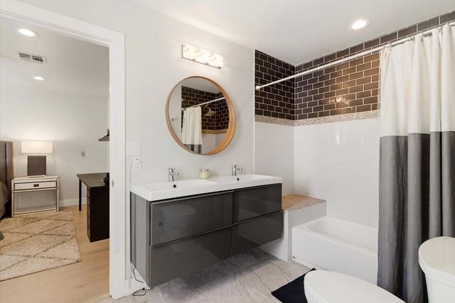 8372 E San Salvador Drive, Scottsdale, AZ 85258