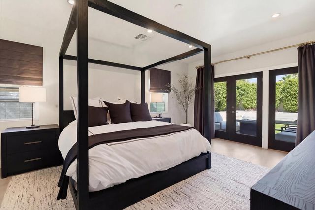 8372 E San Salvador Drive, Scottsdale, AZ 85258