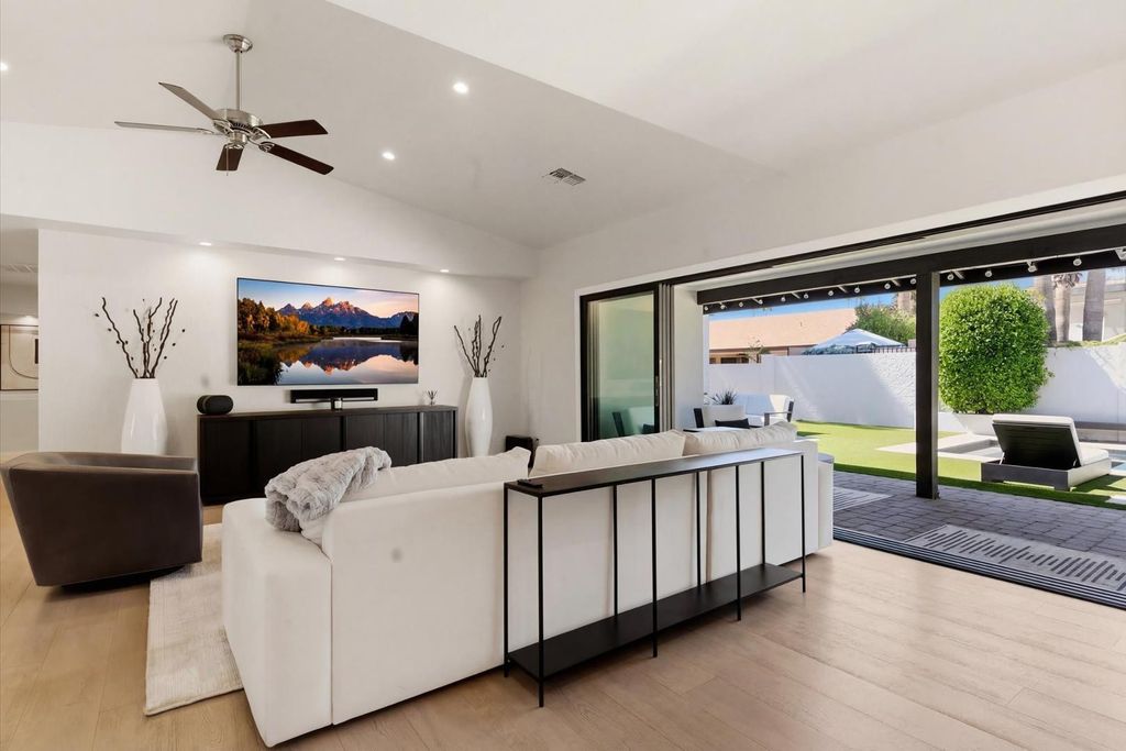 8372 E San Salvador Drive, Scottsdale, AZ 85258