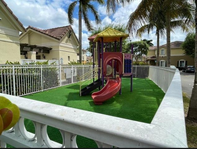 8874 W Flagler St 101, Miami, FL 33174