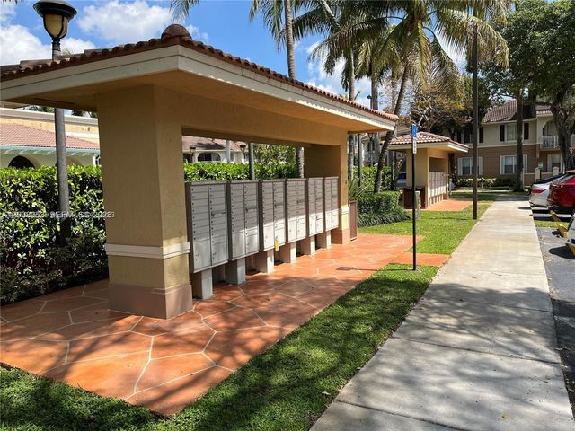 8874 W Flagler St 101, Miami, FL 33174