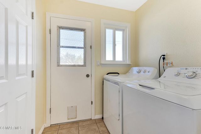 417 W Columbia Road, Thousand Oaks, CA 91360