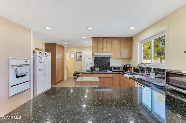 417 W Columbia Road, Thousand Oaks, CA 91360