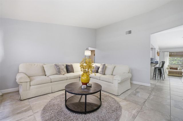 6856 FAIRVIEW STREET, Fort Myers, FL 33966