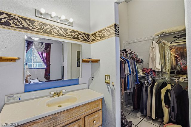 3215 Cliff Sieler Court, Las Vegas, NV 89117