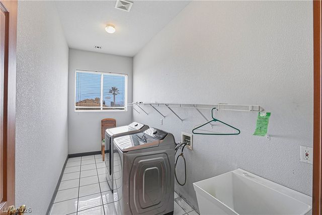 3215 Cliff Sieler Court, Las Vegas, NV 89117