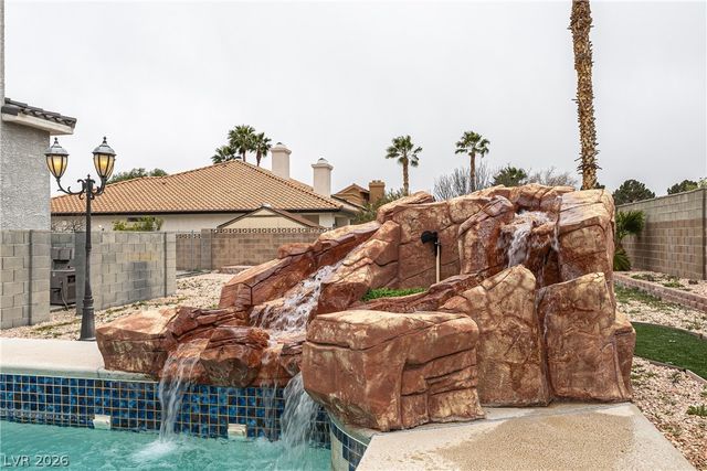 3215 Cliff Sieler Court, Las Vegas, NV 89117