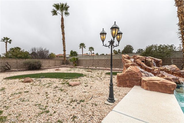 3215 Cliff Sieler Court, Las Vegas, NV 89117
