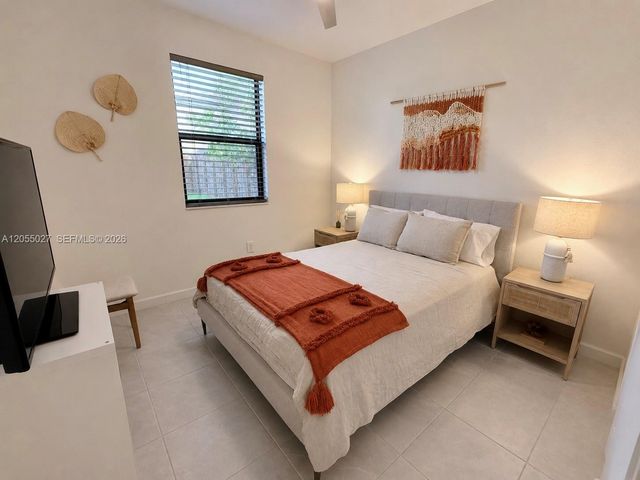 11942 SW 239th St, Homestead, FL 33032