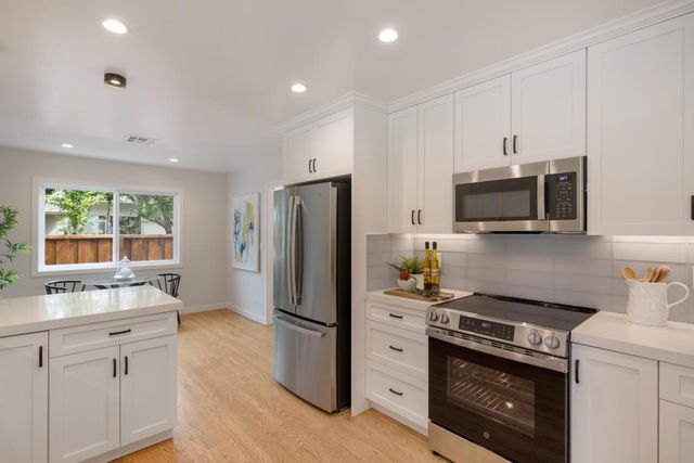 343 Redwood Avenue, Santa Clara, CA 95051