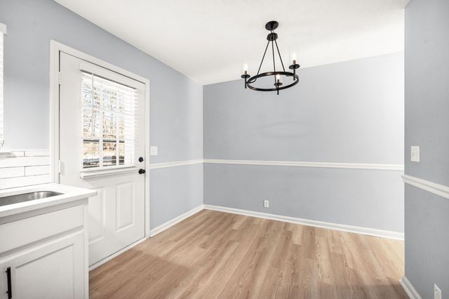 906 Lauren Ct, Nashville, TN 37217