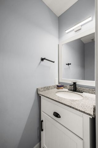 906 Lauren Ct, Nashville, TN 37217