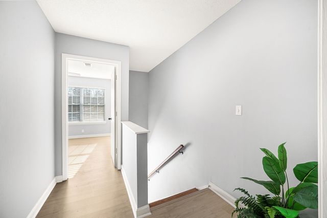 906 Lauren Ct, Nashville, TN 37217