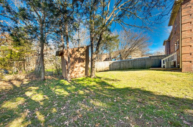 906 Lauren Ct, Nashville, TN 37217