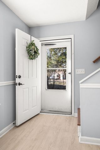 906 Lauren Ct, Nashville, TN 37217