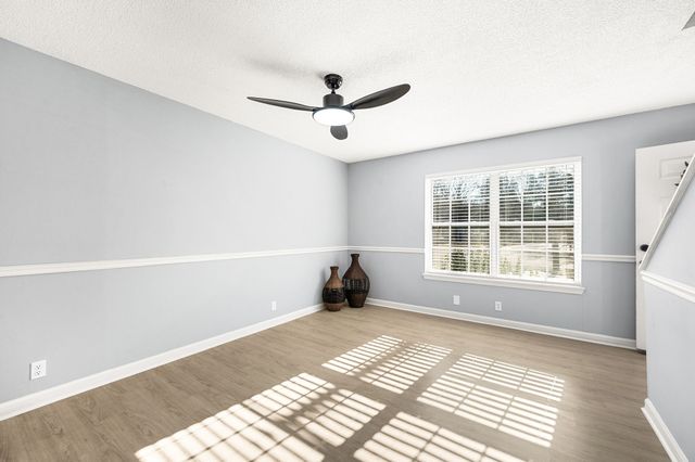 906 Lauren Ct, Nashville, TN 37217