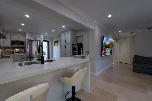 4901 SW 101st Ave, Miami, FL 33165