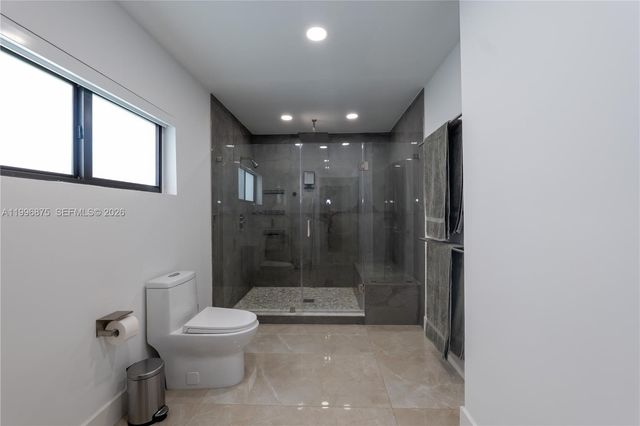 4901 SW 101st Ave, Miami, FL 33165