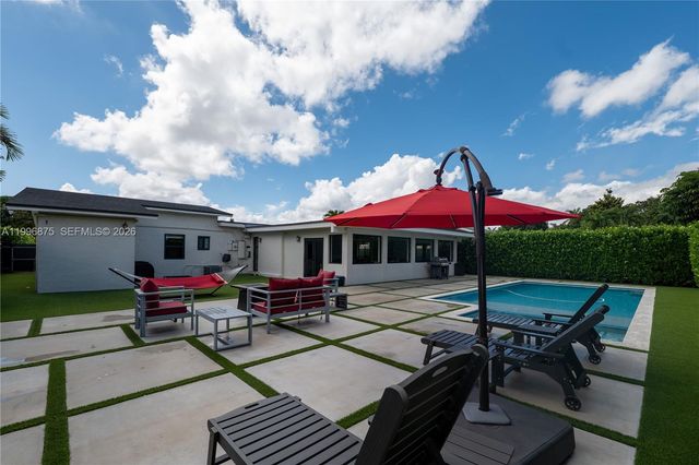 4901 SW 101st Ave, Miami, FL 33165