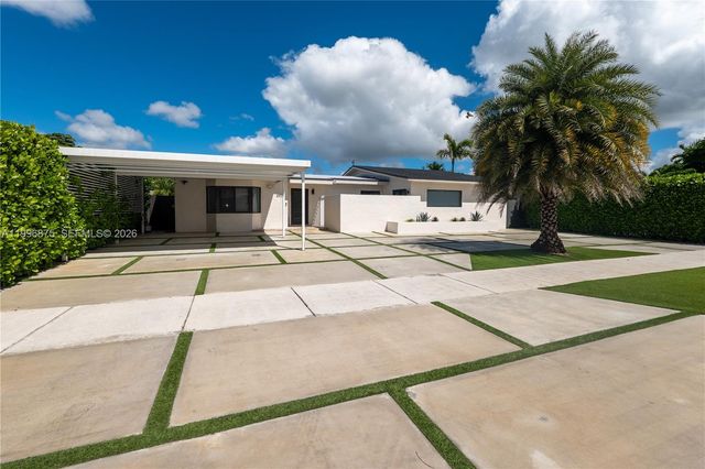 4901 SW 101st Ave, Miami, FL 33165