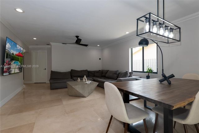 4901 SW 101st Ave, Miami, FL 33165